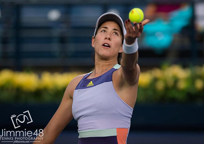 Australian Open. Наоми Осака и Гарбинье Мугуруса сразятся за место в 1/4 финала